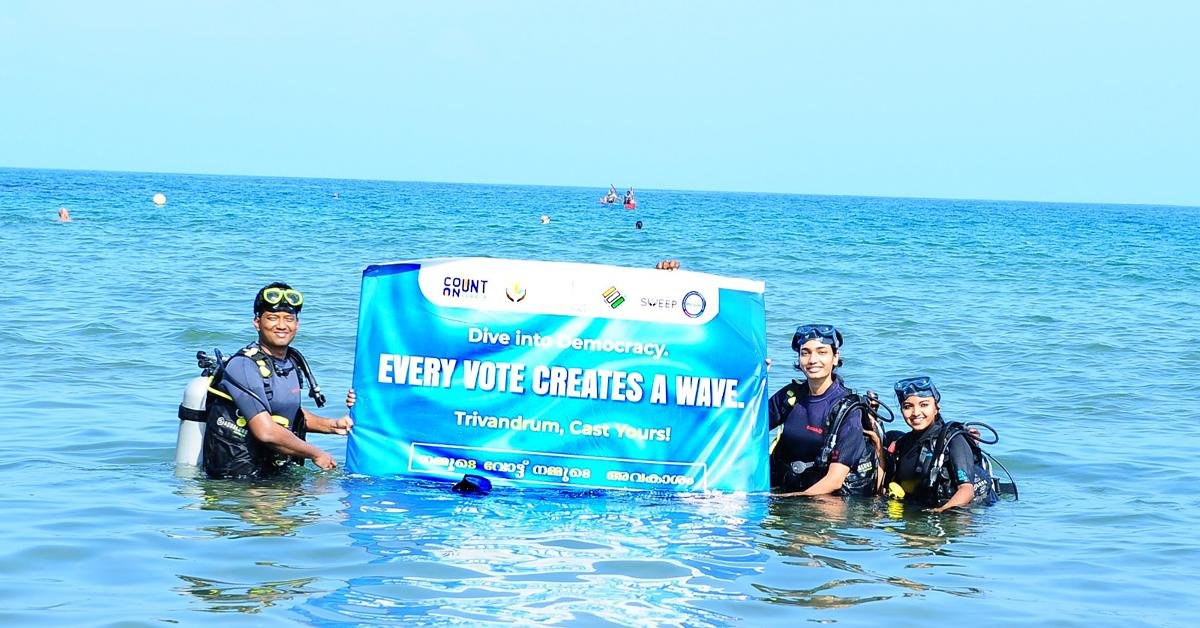 തിരഞ്ഞെടുപ്പ് ബോധവത്കരണം; കോവളത്ത് സ്കൂബാ ഡൈവിങ്ങ്